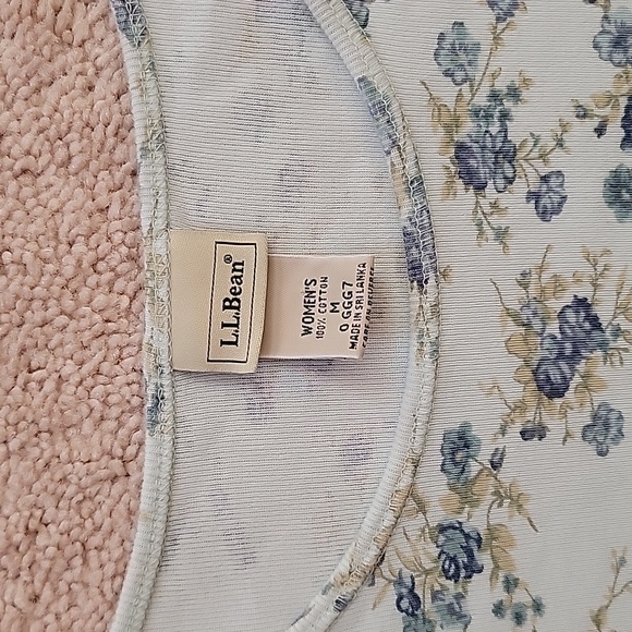LL Bean women's floral print knit top - Picture 2 of 3
